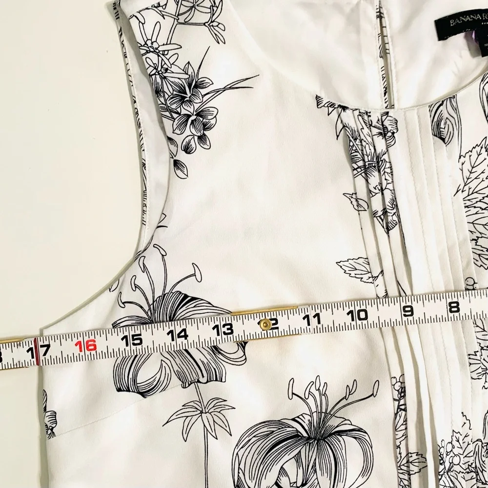 Banana Republic Floral Print Pintuck Shift Dress Size 2 Black White Summer Dress